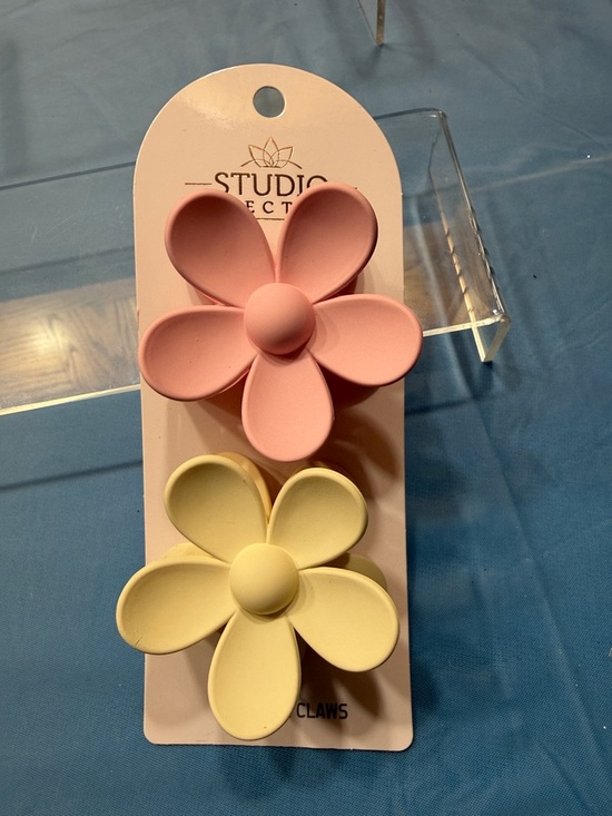 Kate Spade Easter Basket 3 pairs Kate socks & Accessories - Picture 5 of 10